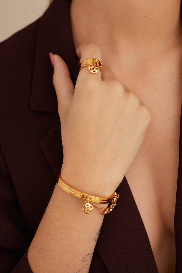 Outhouse-Oh Petite Poppi Handcuff-sincerelyindia.COM