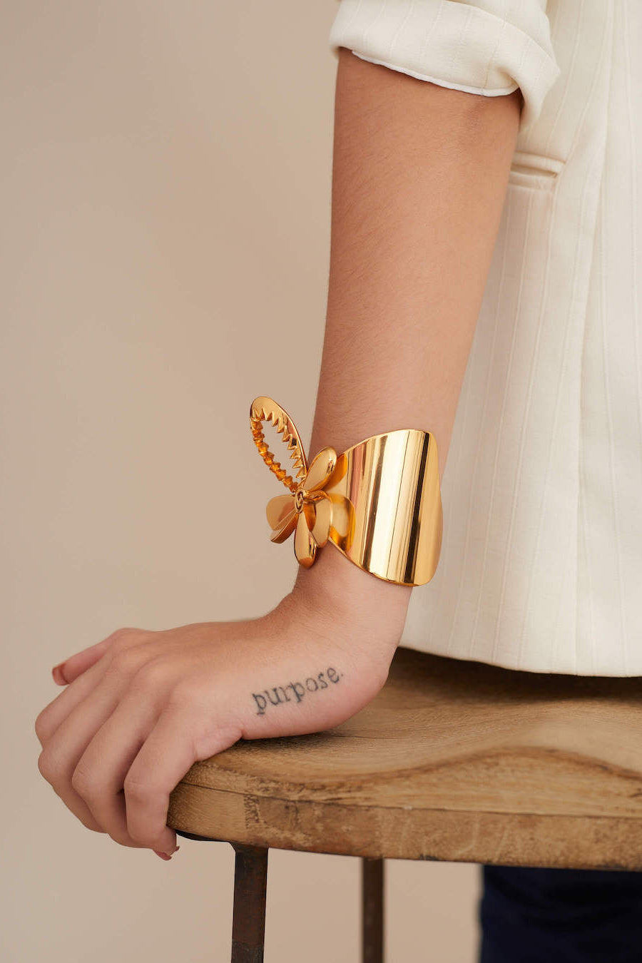Outhouse-Oh Poppi Tuberose Handcuff-sincerelyindia.COM